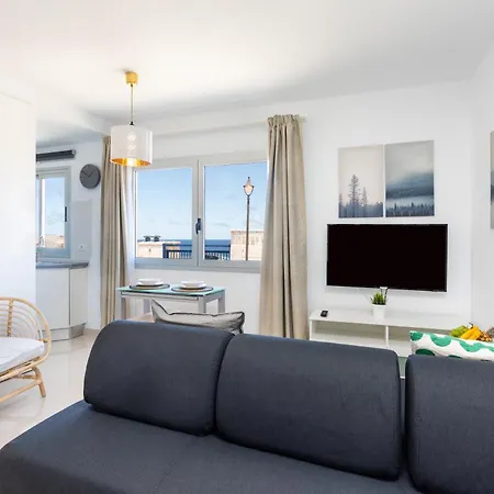 Home2book Serene Natural Pool & Appartement