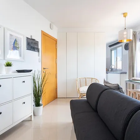 Home2book Serene Natural Pool &