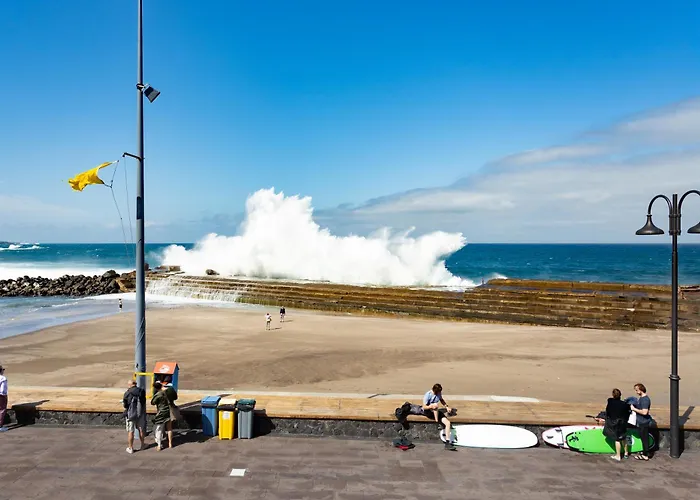 Apartment Home2book Serene Natural Pool &